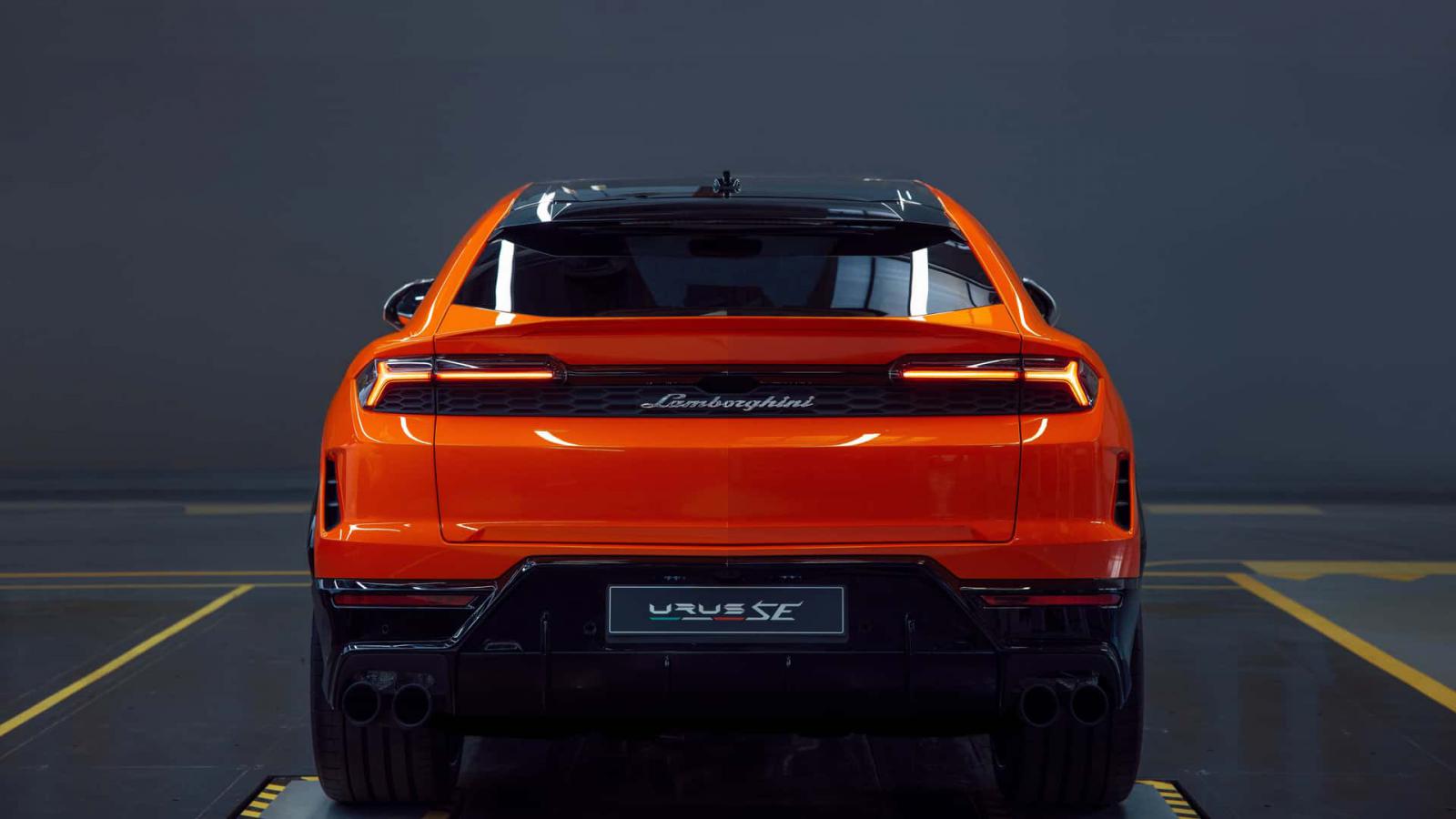 Η ηλεκτροκίνητη Lamborghini Urus SE έφτασε με 800 άλογα!